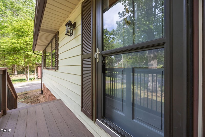 305 Plum Ln, Chapel Hill, NC 27517