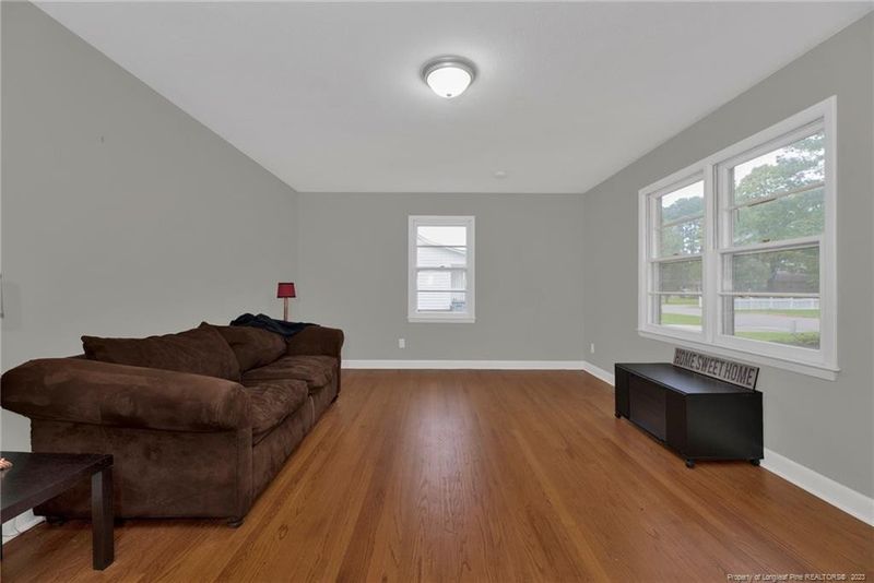 305 Poole Dr, Selma, NC 27576