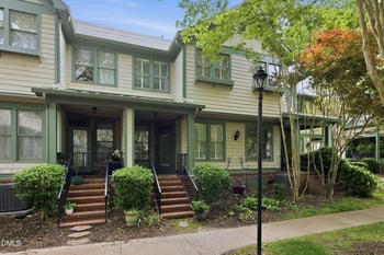 305 Presque Isle Ln #Bldg 300, Chapel Hill, NC 27514