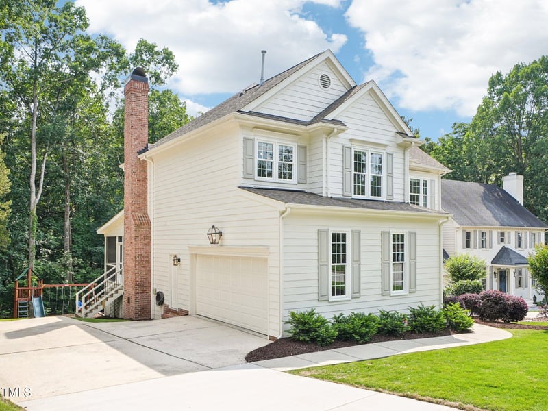 305 Promontory Point Dr, Cary, NC 27513