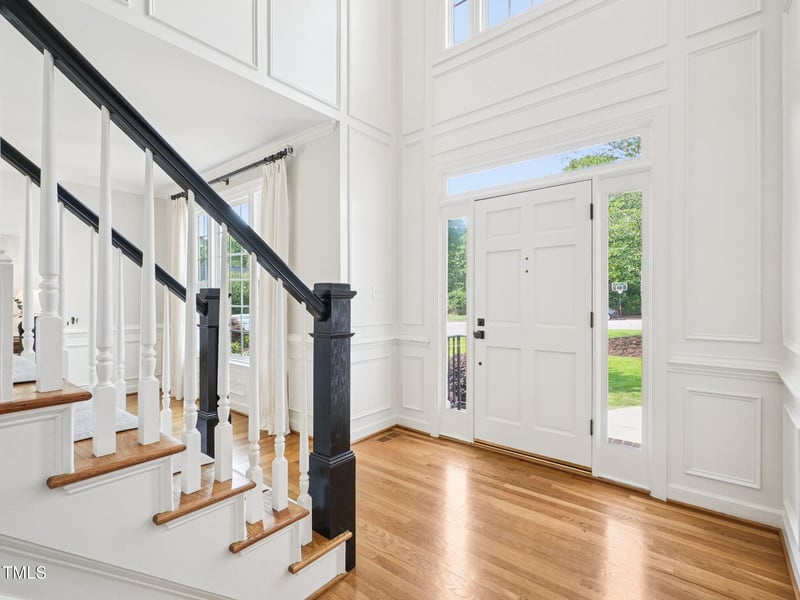 305 Promontory Point Dr, Cary, NC 27513