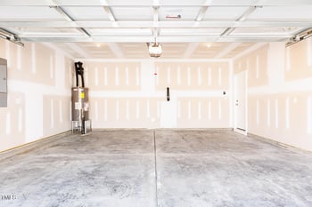 305 Providence Creek Dr, Fuquay Varina, NC 27526