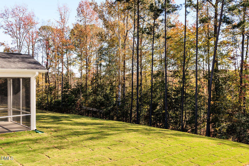 305 Providence Creek Dr, Fuquay Varina, NC 27526