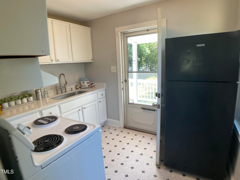 305 Rainbow Way, Durham, NC 27707