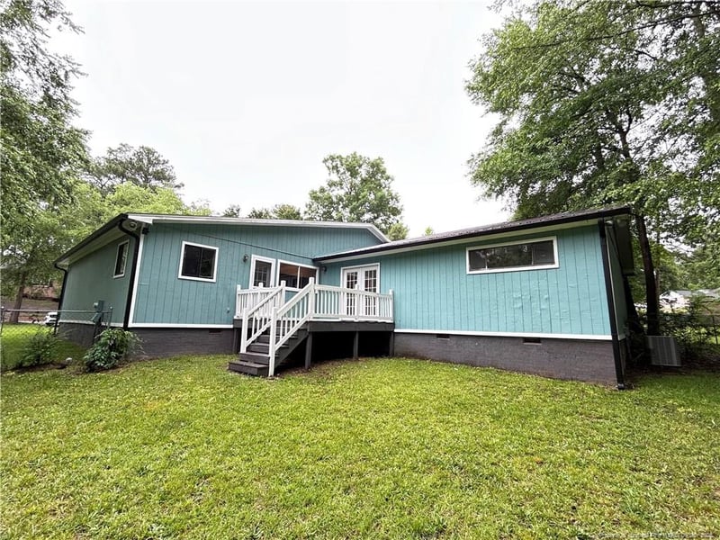 305 Reid Ct, Fayetteville, NC 28314