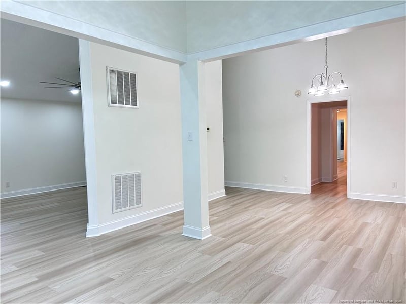 305 Reid Ct, Fayetteville, NC 28314