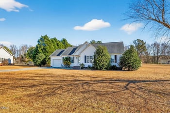305 River Birch Rn, Coats, NC 27521