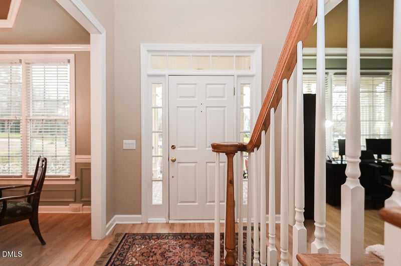 305 Sawgrass Ct, Mebane, NC 27302