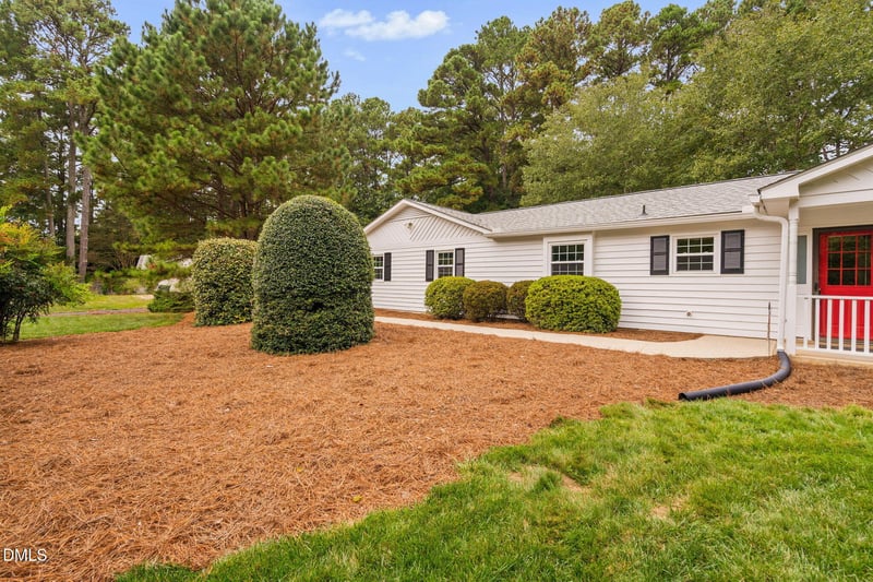 305 Seasons Dr, Raleigh, NC 27614