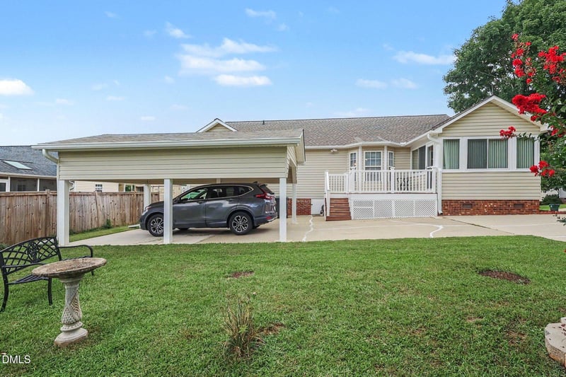 305 Southerby Dr, Garner, NC 27529
