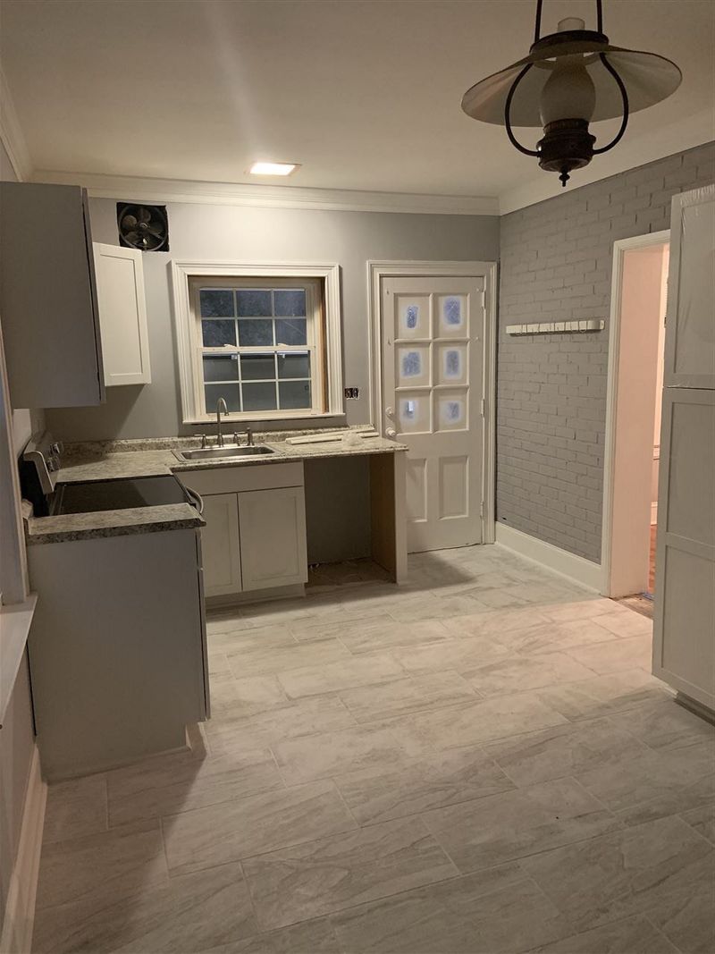 305 Spring St, Louisburg, NC 27549