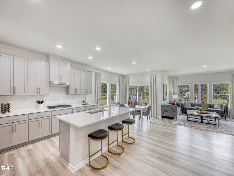 305 Squirrel Oaks Ln, Garner, NC 27529