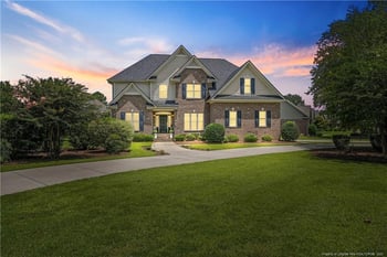 305 St Martins Pl, Fayetteville, NC 28311