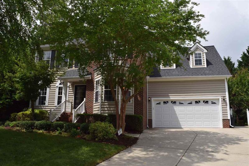 305 Stablegate Dr, Cary, NC 27513
