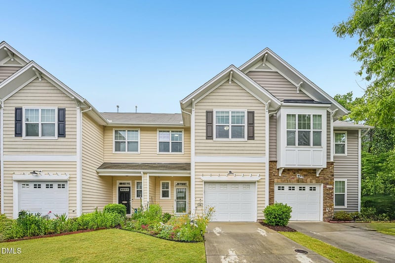 305 Suffolk Green Ln, Morrisville, NC 27560