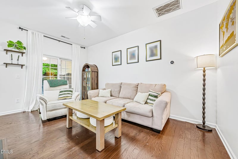 305 Suffolk Green Ln, Morrisville, NC 27560