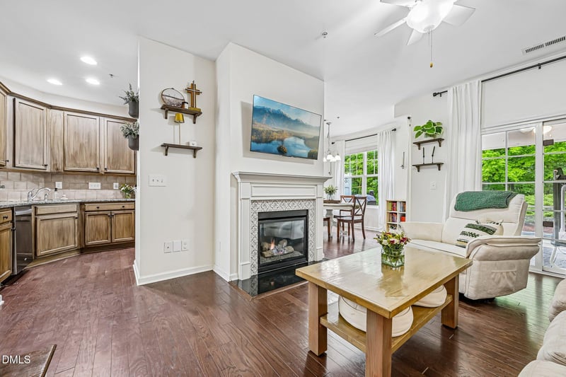 305 Suffolk Green Ln, Morrisville, NC 27560