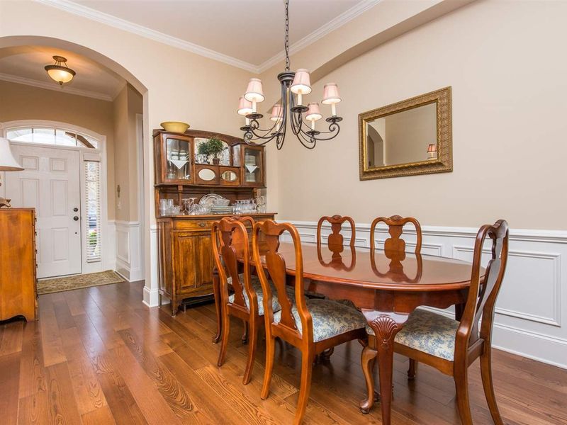 305 Sunstone Dr, Cary, NC 27519