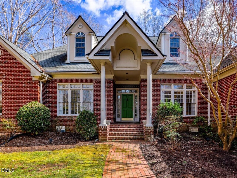 305 Sutherland Ct, Durham, NC 27712