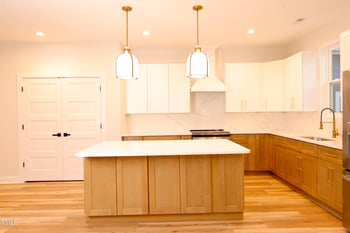 305 Waddell St, Selma, NC 27576