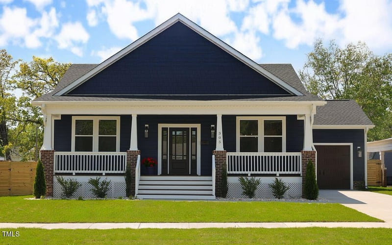 305 Waddell St, Selma, NC 27576