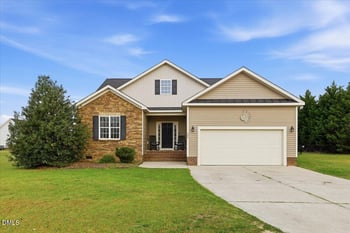 305 Wakefield Dr, Princeton, NC 27569