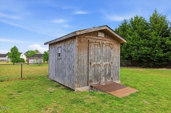 305 Wakefield Dr, Princeton, NC 27569