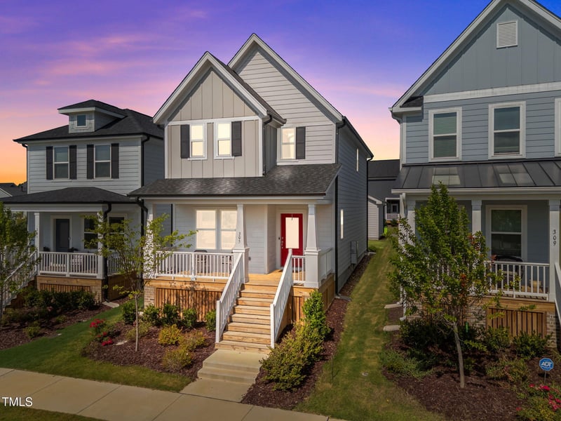 305 Wash Hollow Dr, Wendell, NC 27591