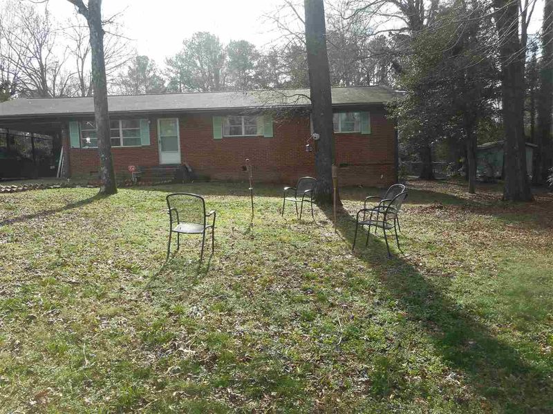 305 Wellington Dr, Durham, NC 27704