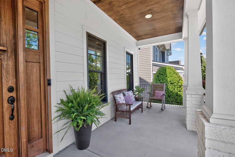 305 Winmore Ave, Chapel Hill, NC 27516