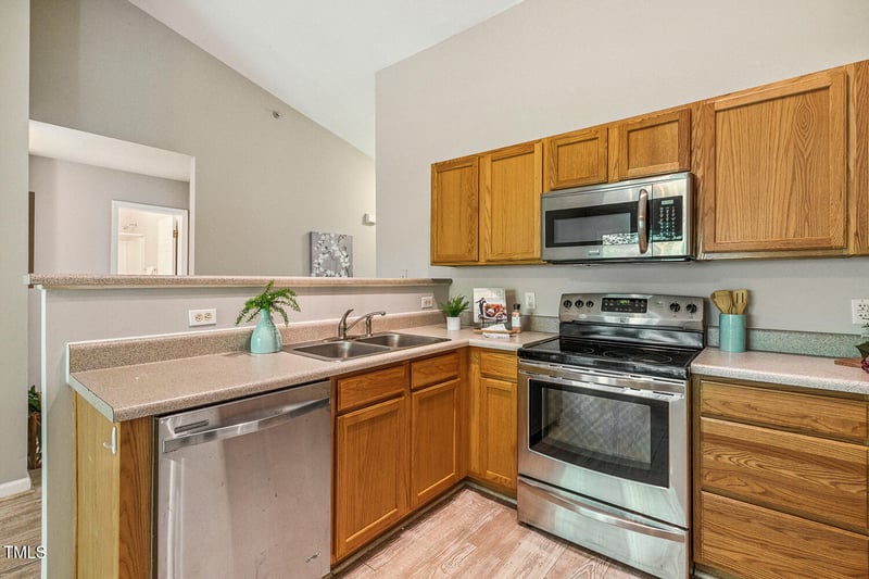 3050 Trailwood Pines Ln #303, Raleigh, NC 27603