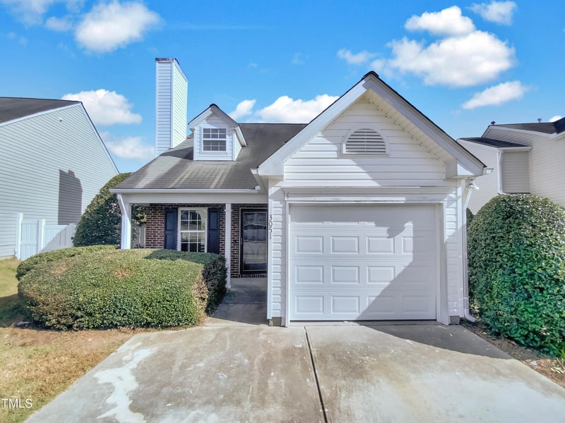 3051 Bracey Pl, Raleigh, NC 27610