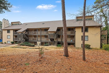 3053 Huntleigh Dr, Raleigh, NC 27604