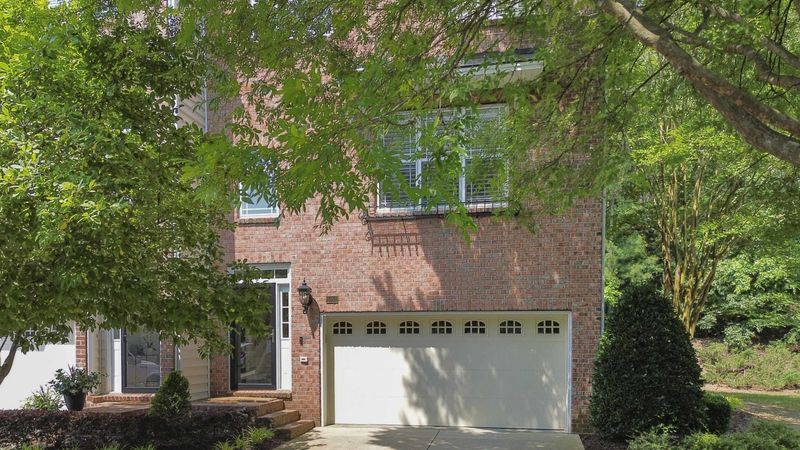 3053 Imperial Oaks Dr, Raleigh, NC 27614