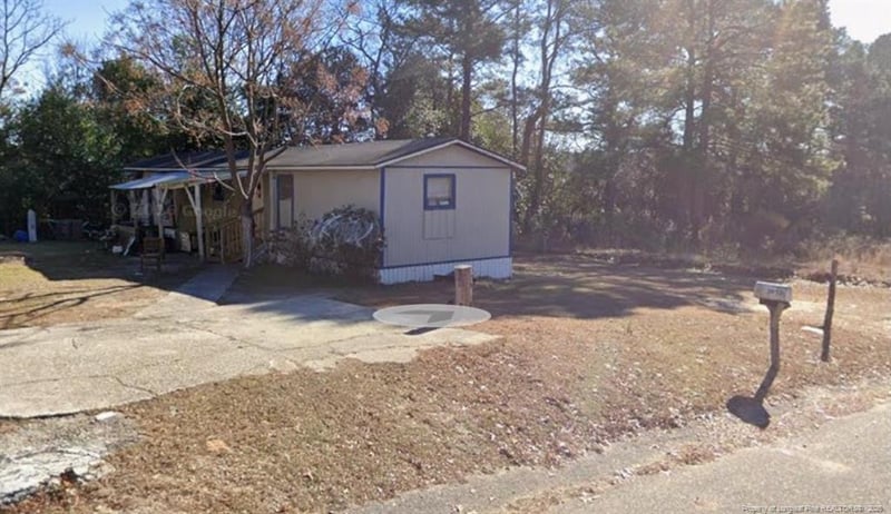 3053 Smith Rd, Fayetteville, NC 28306