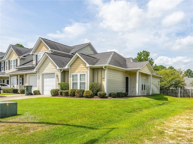 3054 Candlelight Dr, Fayetteville, NC 28311