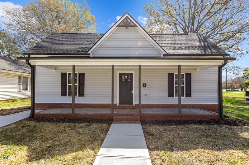 306 N 6th St, Smithfield, NC 27577