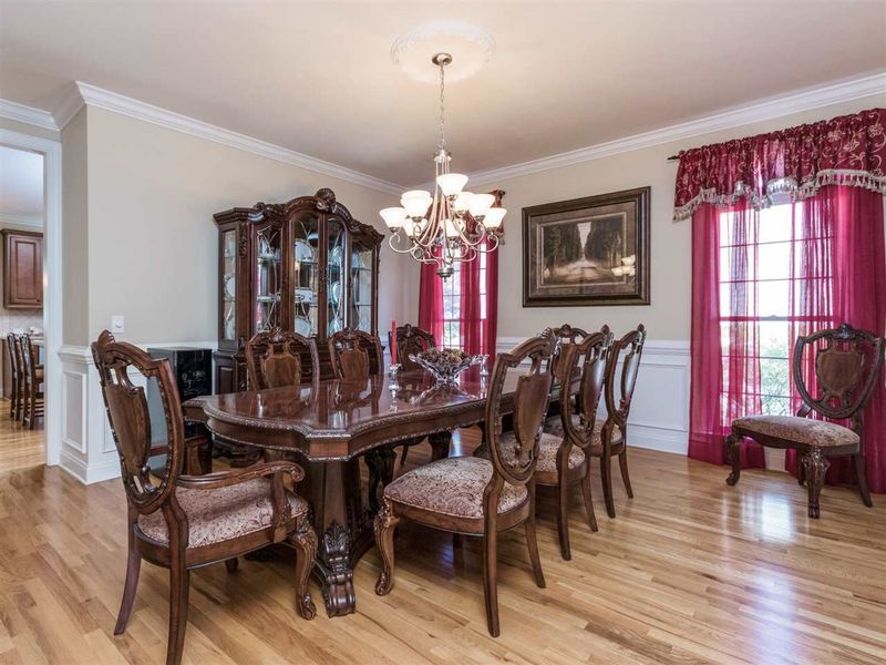 306 Allenhurst Pl, Cary, NC 27518
