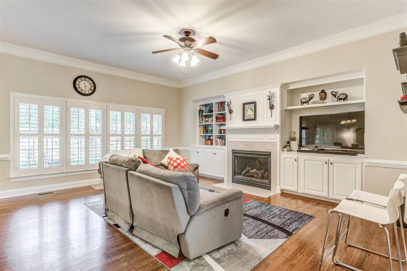 306 April Bloom Ln, Cary, NC 27519