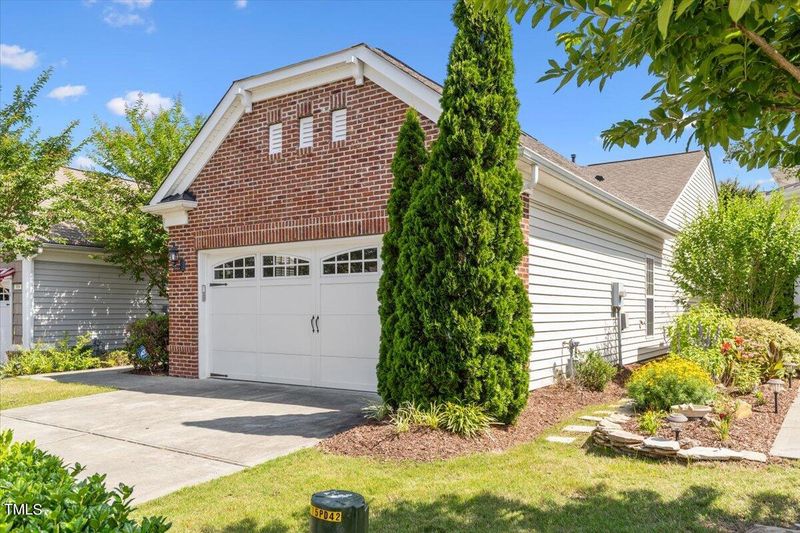 306 Arvada Dr, Cary, NC 27519