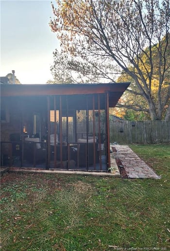 306 Bandera Dr, Fayetteville, NC 28303