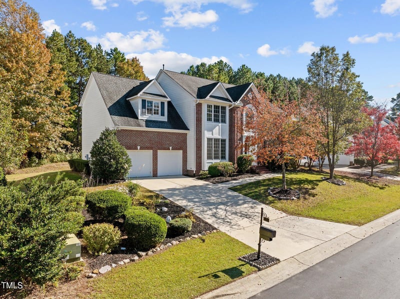 306 Barrington Overlook Dr, Durham, NC 27703