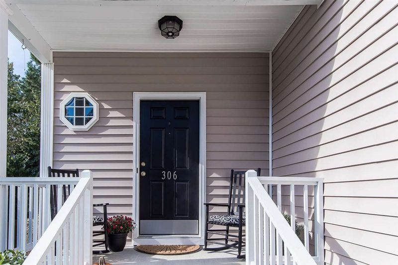 306 Chapel Valley Ln, Apex, NC 27502