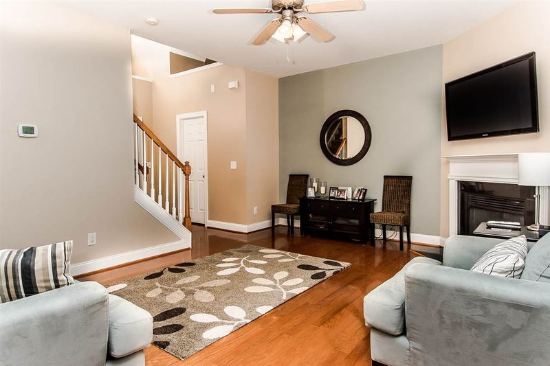 306 Chapel Valley Ln, Apex, NC 27502