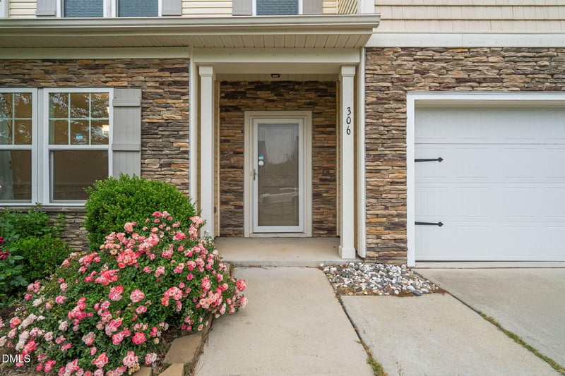 306 Crusaders Dr, Morrisville, NC 27560