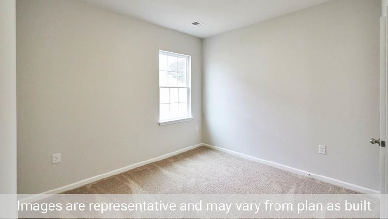 306 Eason Farm Dr, Zebulon, NC 27597