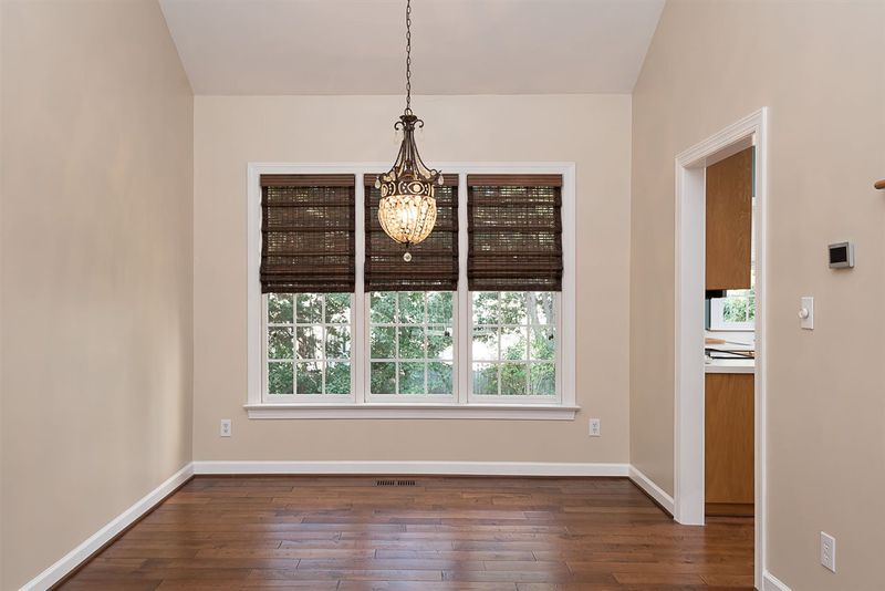 306 Fairfax Ln, Cary, NC 27513