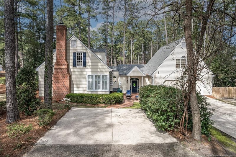 306 Farley Pl, Fayetteville, NC 28303