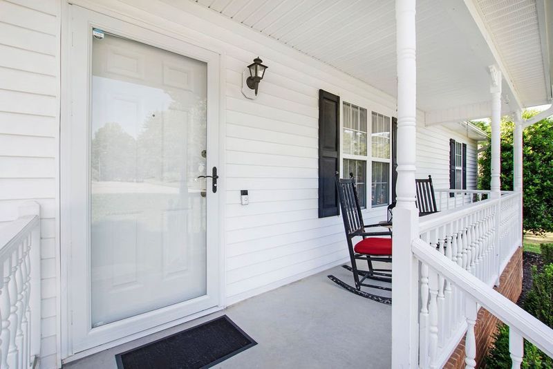 306 Garrison Ave, Clayton, NC 27520
