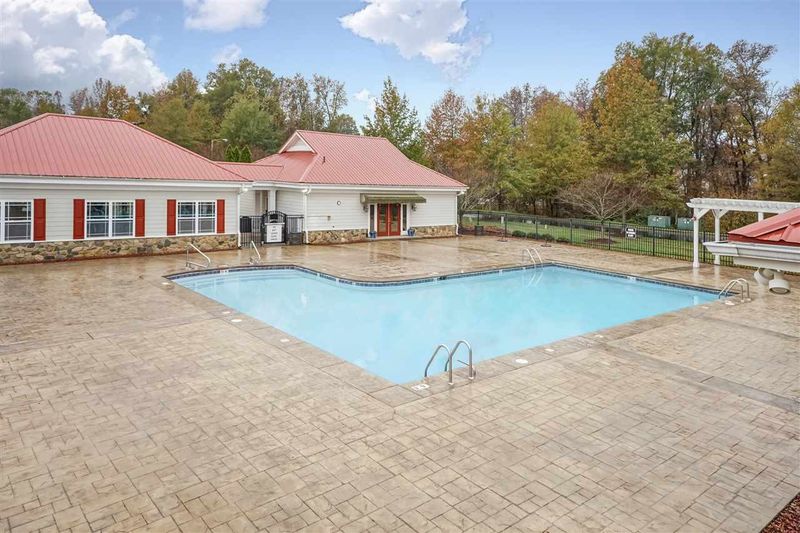 306 Grove Hall Ln, Mebane, NC 27302